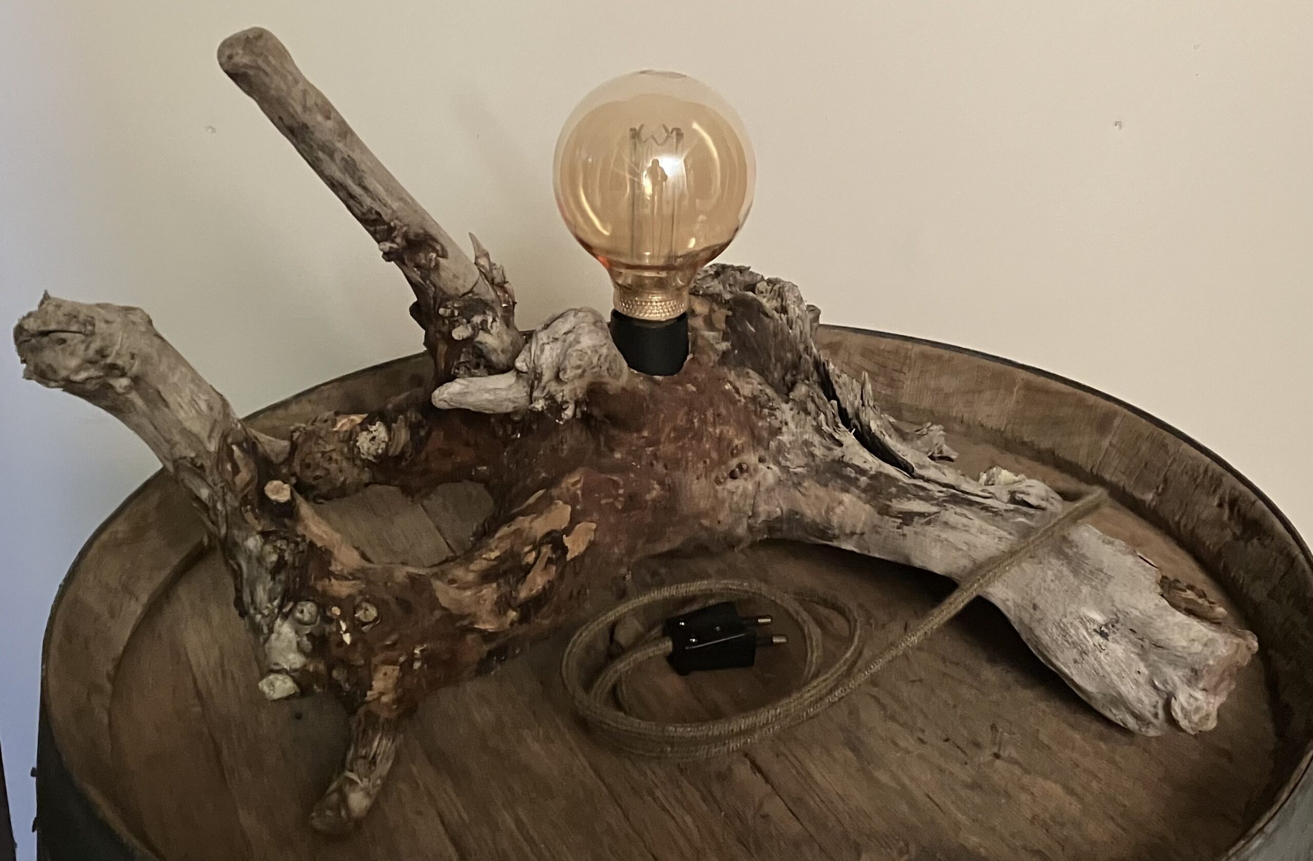 You are currently viewing Drivtømmer Bordlampe Nr. 19