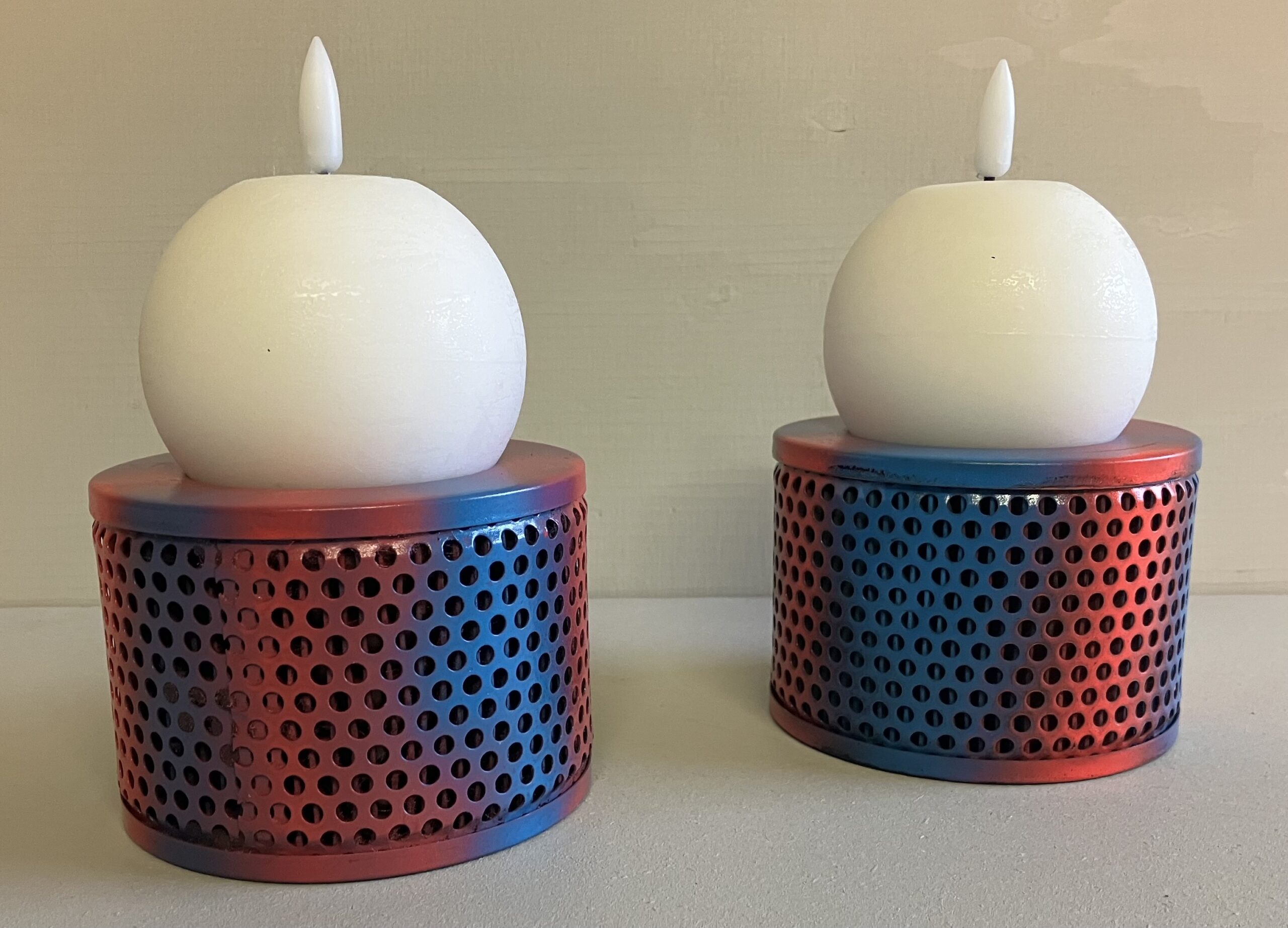 You are currently viewing Bord Lysestager i jern Nr. 132